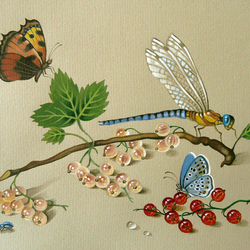 Бабочки, стрекозка и смородина