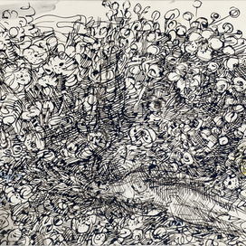 "Цветы сливы в золотой вазе"