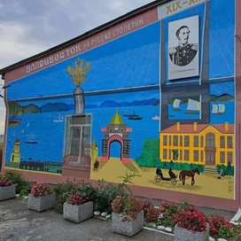 Мой первый мурал на одном из корпусов жд больницы