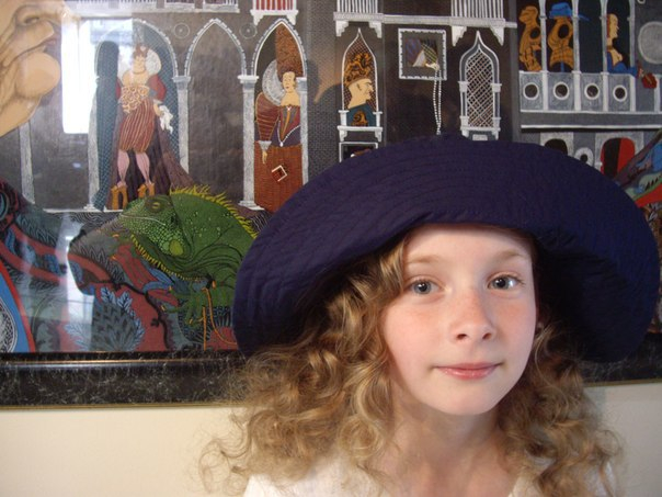  Лиза.Выставка "Город,которого нет..."(СПб.Джем-холл".июль-август.2012г.)