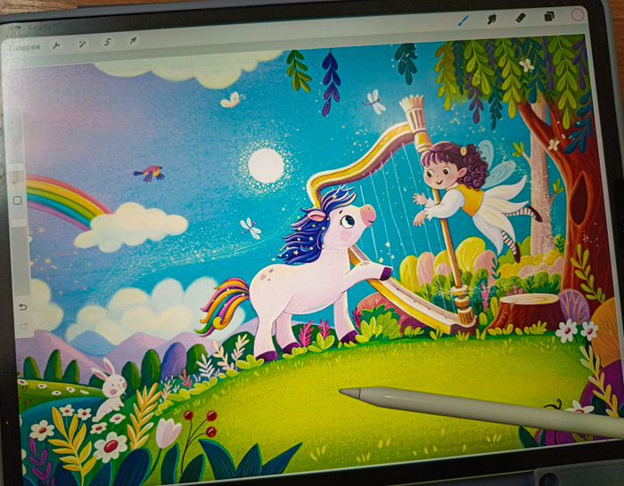 Единожек учится играть на арфе