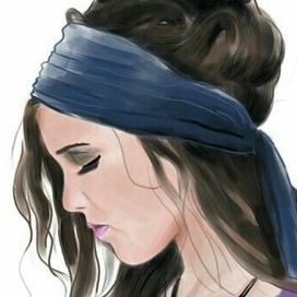 Девушка в шарфе