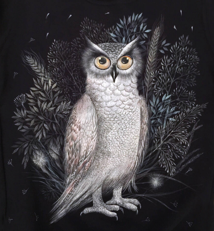 Фрагмент росписи по футболке "Сова"