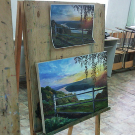 закат над рекой.