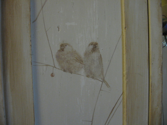 шкафчик с воробьями