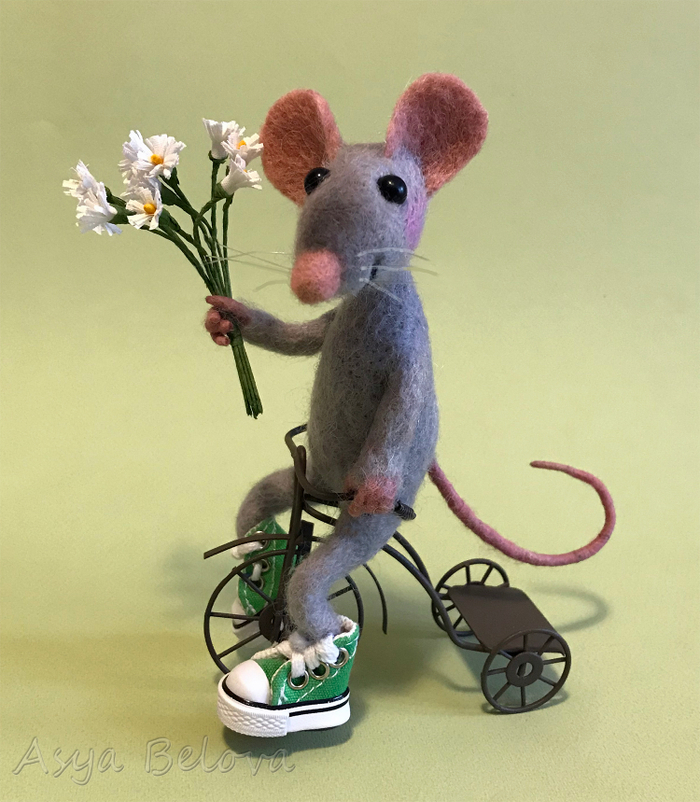 я буду долго гнать велосипед...