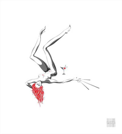 девушка с коктейлем