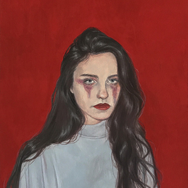 Девушка на красном