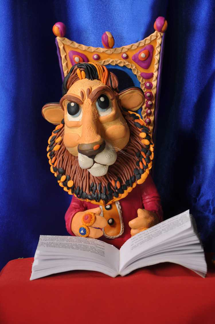 Герои армянских сказок, сделанные из пластилина