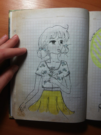 Девочка с ромашкой