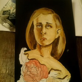 Девушка нп чёрном фоне