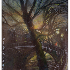 Девять вечера.