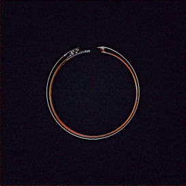 ПОЧТИ СОМКНУЛСЯ