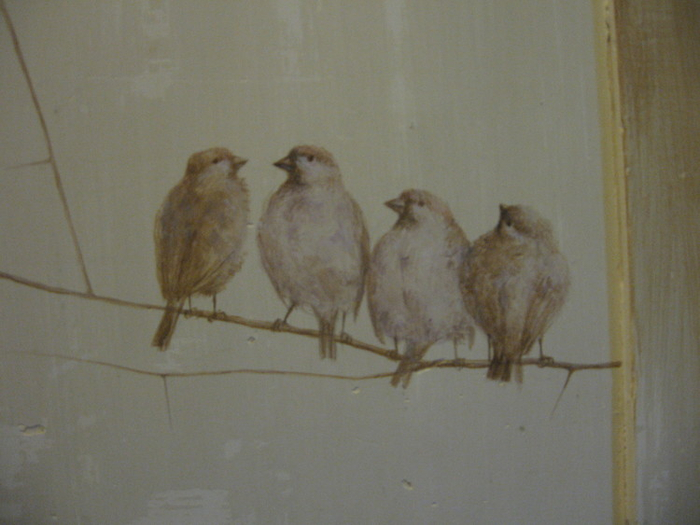 шкафчик с воробьями 