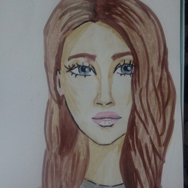 Скромная шатенка