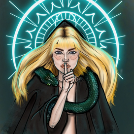 Девушка со змеей