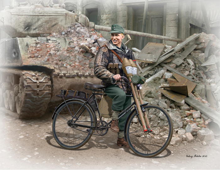 WWII German Volkssturm Tank Hunter