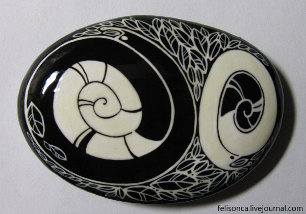 Улитки в листве