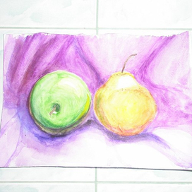 Яблоко и груша