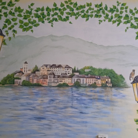 Роспись на стене