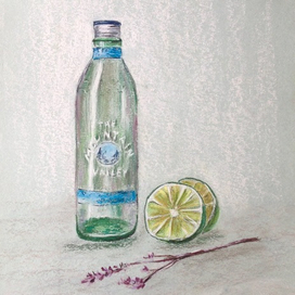 натюрморт с минеральной водой