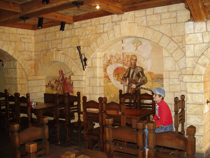 Интерьер (ресторан "Айвенго")