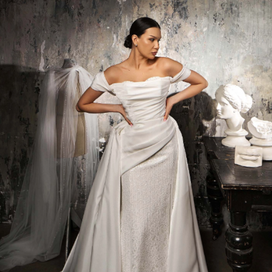 Свадебное платье атласное