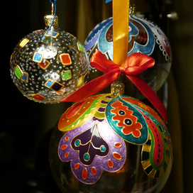 Елочные шары
