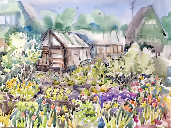 На даче. Май