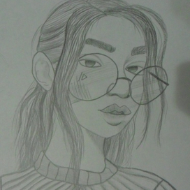 Девушка в очках