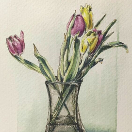 Тюльпаны в вазе