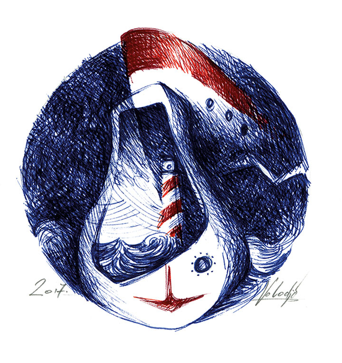 Улыбающаяся жена капитана