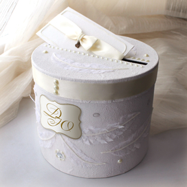 Свадебная казна с конвертом для зимней свадьбы