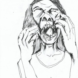 Девушка кричит и корябает лицо 