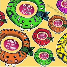 бублик на полу.