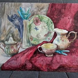 Натюрморт красный