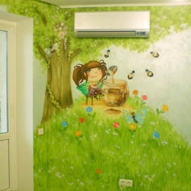 фрагмент росписи детской комнаты