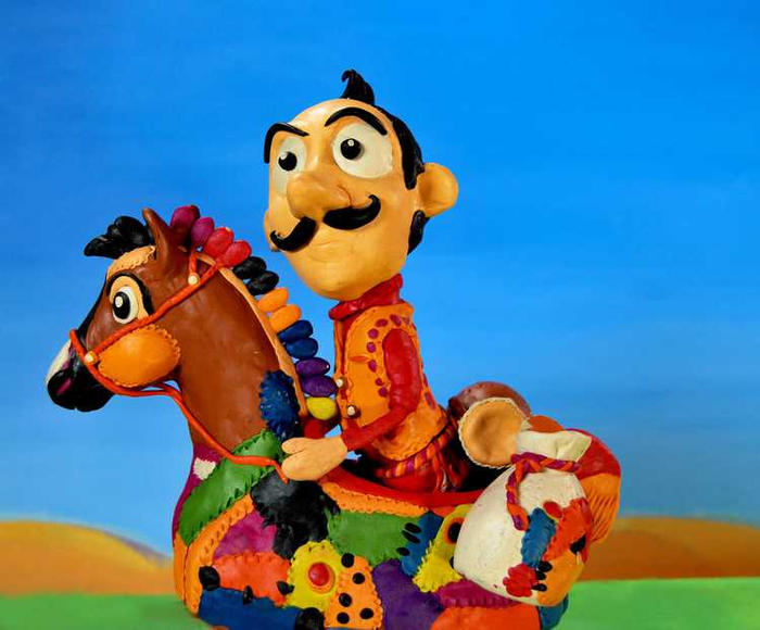 Герои армянских сказок, сделанные из пластилина