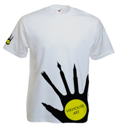 футболка фирменный стиль