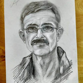 портрет карандашами