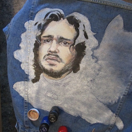 Портрет на джинсовке