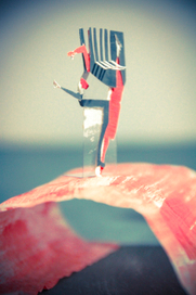 Красный танцор