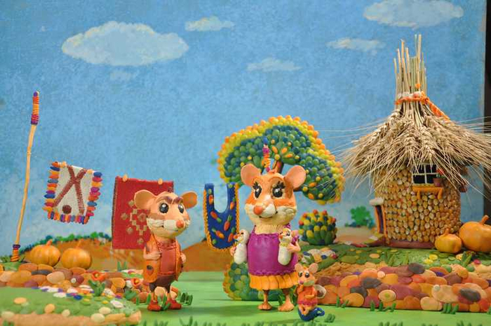 Герои армянских сказок, сделанные из пластилина