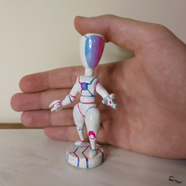 фигурка "почтальон будущего"