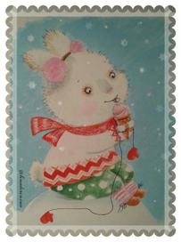 Зайка пушистая с мороженкой