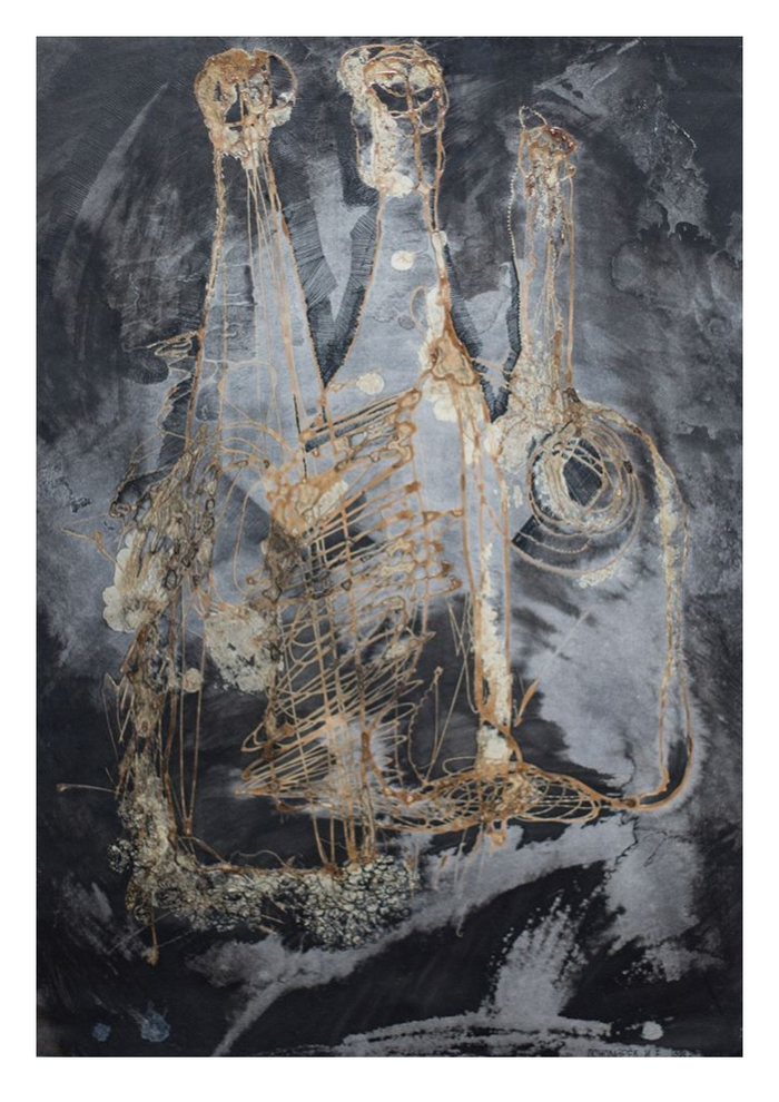 Большой натюрморт с большими пустыми бутылками