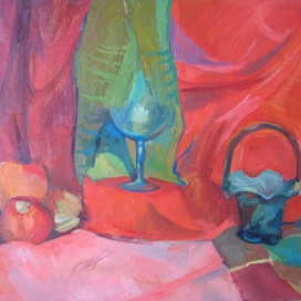 Красный натюрморт с исчезающим бокалом