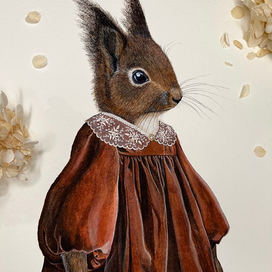 Белочка в осеннем платье