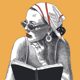 Девушка с книгой на пляже