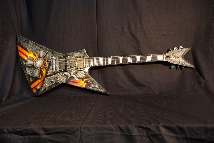 Аэрография на гитаре (финал)